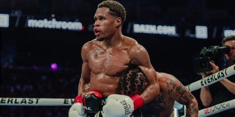 Pro Boxer Devin Haney Net Worth: Career Purses,。